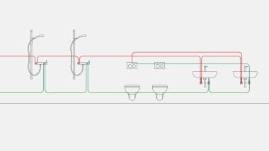 Primer cevovoda za pijaću vodu sa režimom ispiranja u intervalima sa Geberit sanitarnim ispiranjem koje je integrisano u ugradni vodokotlić