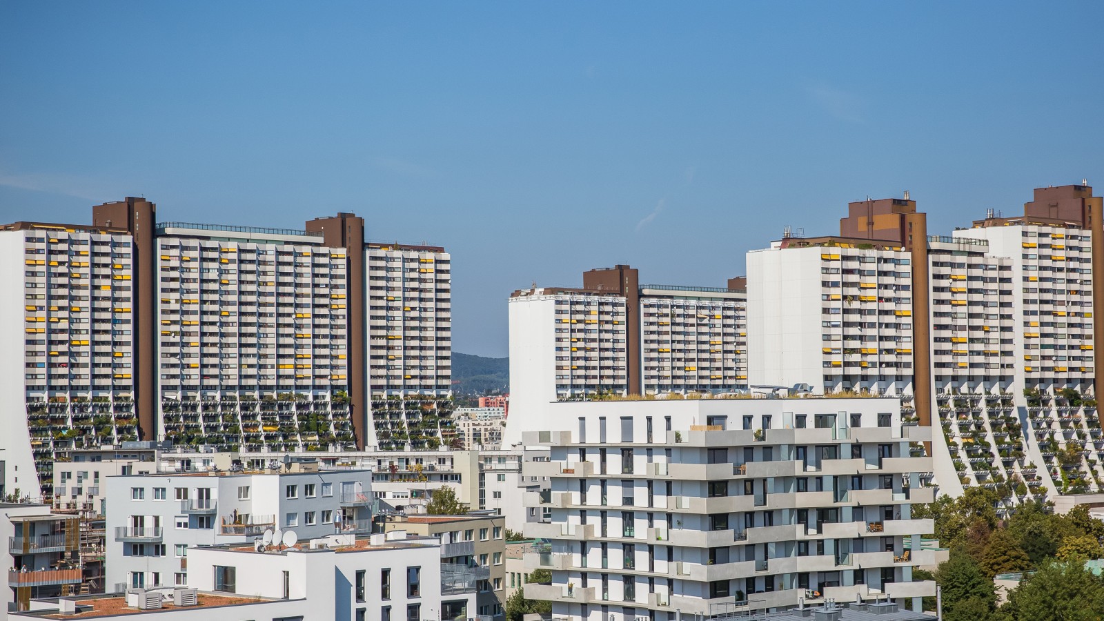 Ima preko 3200 stanova u Alt-Erlaa kompleksu. (© Agata Kadar – stock.adobe.com) Ima preko 3200 stanova u Alt-Erlaa kompleksu. (© Agata Kadar – stock.adobe.com)