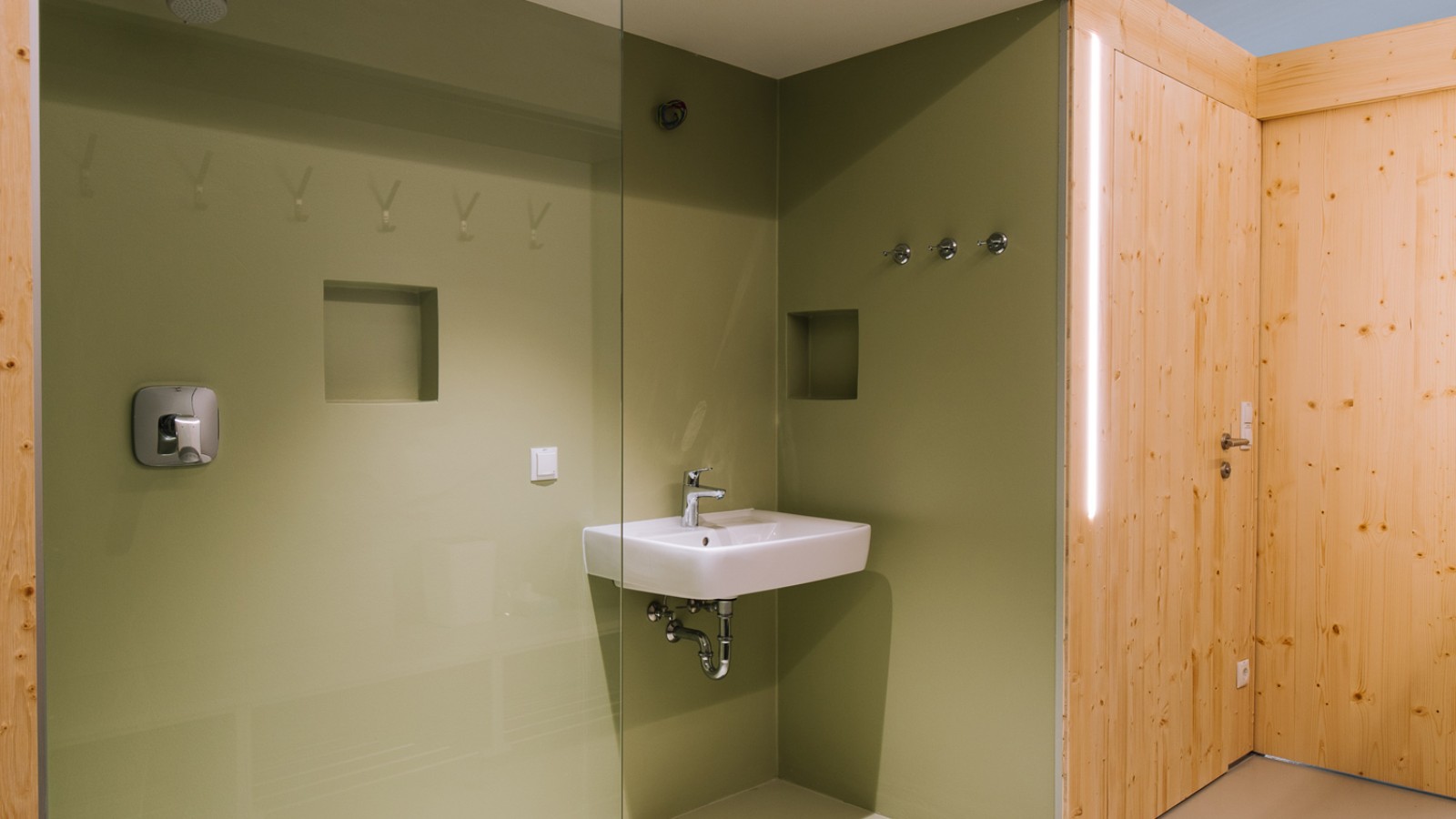 Moderna arhitektura koja vodi računa o zaštiti istorijskih spomenika (© Kristijan Repnik) Moderna arhitektura koja vodi računa o zaštiti istorijskih spomenika (© Kristijan Repnik)