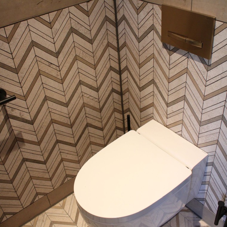 Sigma50 tipka vanvremenske elegancije (© Geberit)