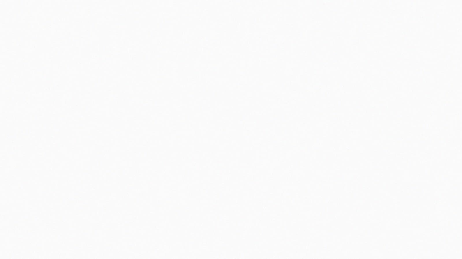 Boja: bela lakirana, visoki sjaj Boja: bela lakirana, visoki sjaj