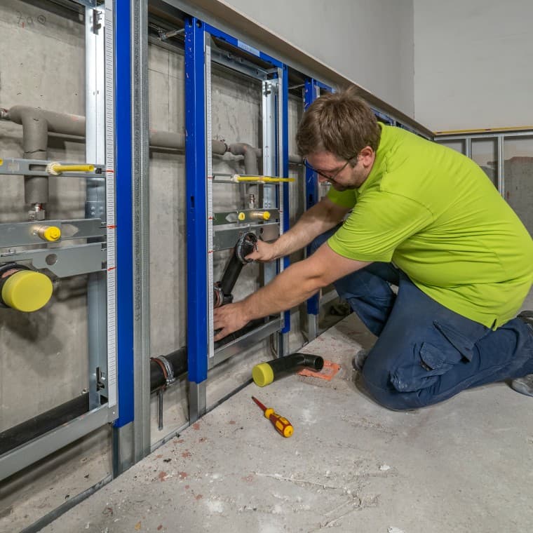 Instalacija Geberit Silent-PP drenažnog sistema sa priključkom Instalacija Geberit Silent-PP drenažnog sistema sa priključkom