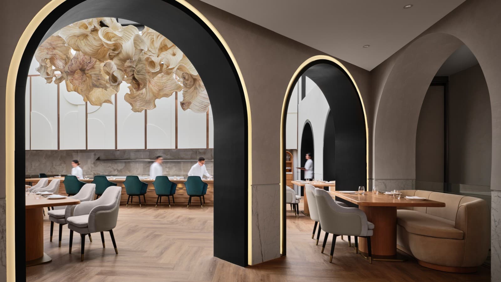 Gurmanski restoran Born u Singapuru je dizajnerski eksponat iznutra i spolja (© Owen Raggett) Gurmanski restoran Born u Singapuru je dizajnerski eksponat iznutra i spolja (© Owen Raggett)