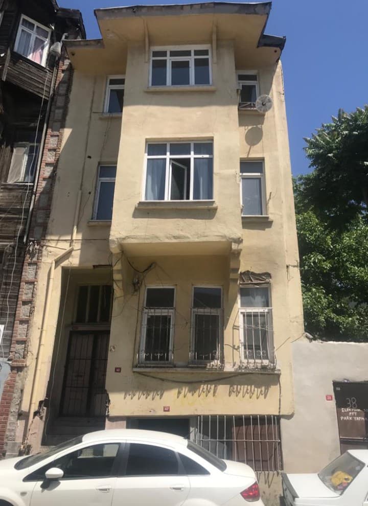 Pre i posle: zgrada pre renoviranja (© Hotel Turkish House) Pre i posle: zgrada pre renoviranja (© Hotel Turkish House)