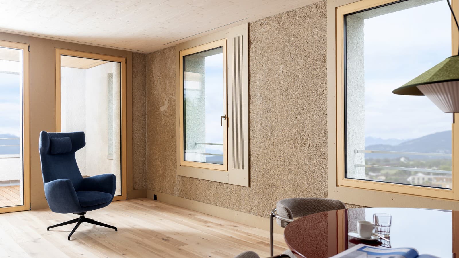 Konopljine cigle se koriste u unutrašnjosti najveće kuće od konoplje u Evropi. (© Openly / Jens Ellensohn) Konopljine cigle se koriste u unutrašnjosti najveće kuće od konoplje u Evropi. (© Openly / Jens Ellensohn)