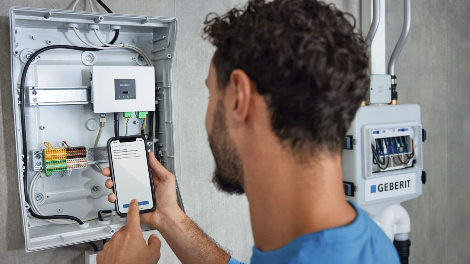 Rad krajnjih uređaja preko Geberit Gatevai-a sa Geberit Control aplikacijom Rad krajnjih uređaja preko Geberit Gatevai-a sa Geberit Control aplikacijom